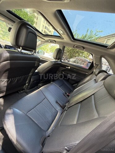 Kia Sorento-12