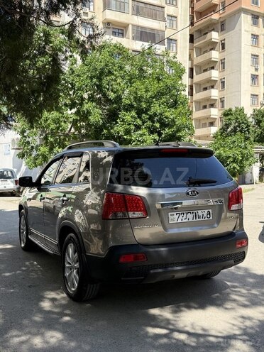 Kia Sorento-10