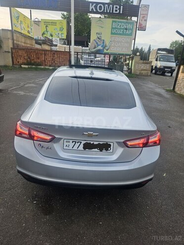 Chevrolet Malibu-8