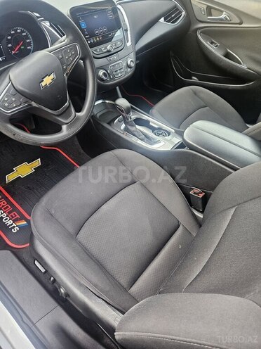 Chevrolet Malibu-17