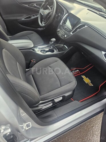 Chevrolet Malibu-18