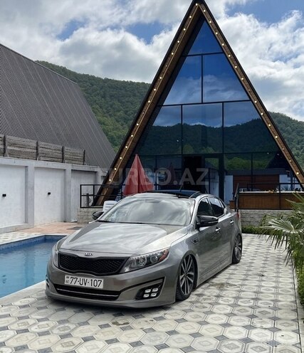 Kia Optima-4