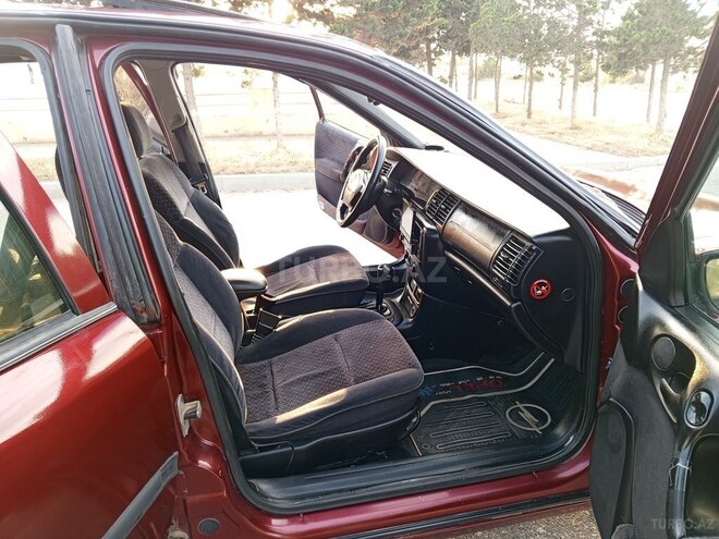 Opel Vectra-19