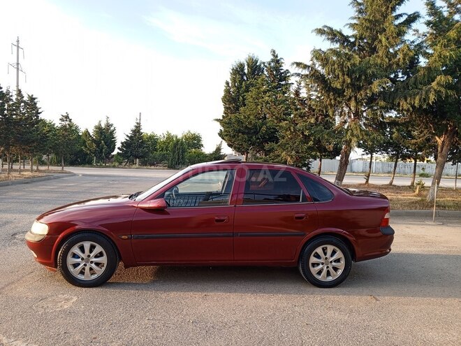 Opel Vectra-6