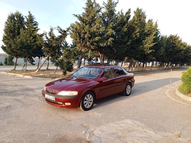 Opel Vectra-10