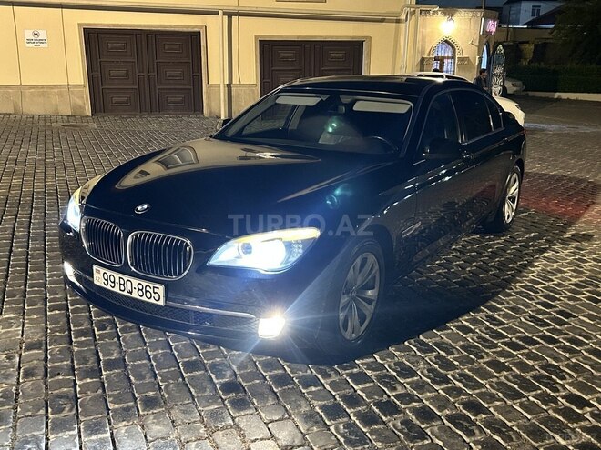 BMW 740-1