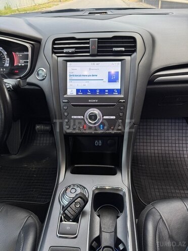 Ford Fusion (North America)-18