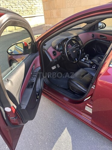 Chevrolet Cruze-11
