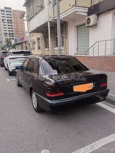 Mercedes C 220-2