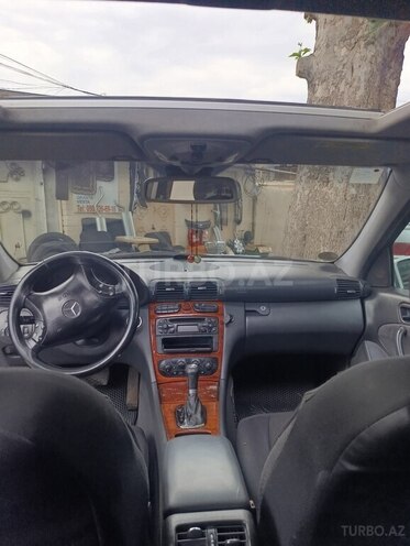 Mercedes C 200-2