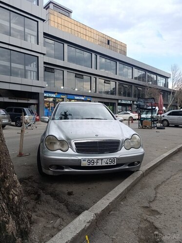 Mercedes C 200-1