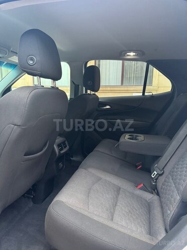 Chevrolet Equinox-7