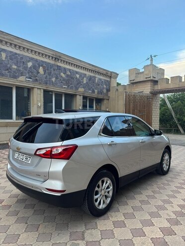 Chevrolet Equinox-5