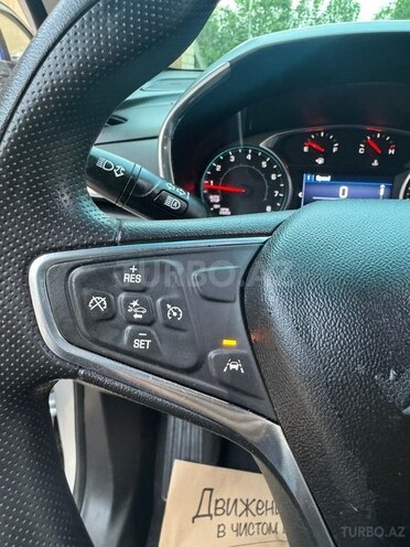 Chevrolet Equinox-8
