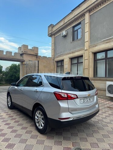 Chevrolet Equinox-4