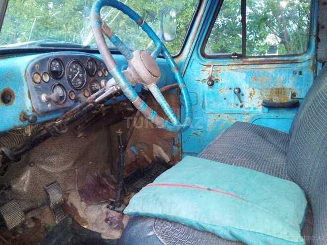 GAZ 53-12