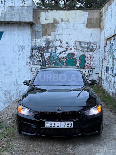BMW 320-3