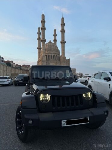 Jeep Wrangler-2