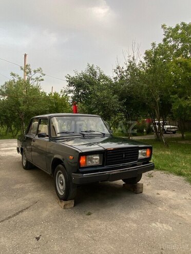 LADA (VAZ) 2107-1