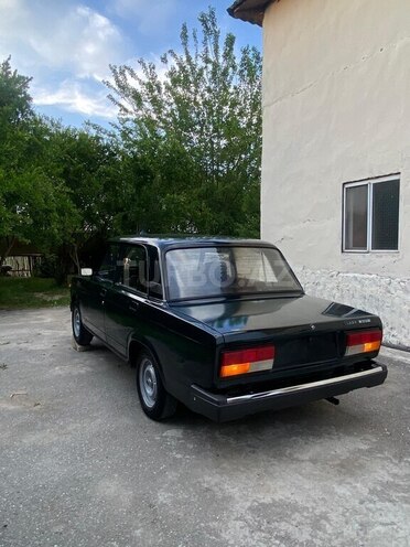 LADA (VAZ) 2107-4