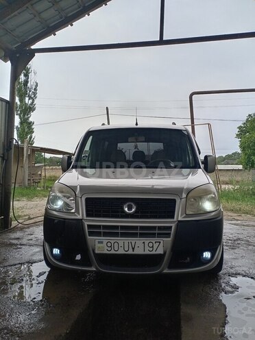 Fiat Doblo-4