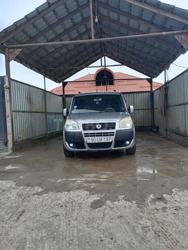 Fiat Doblo-11