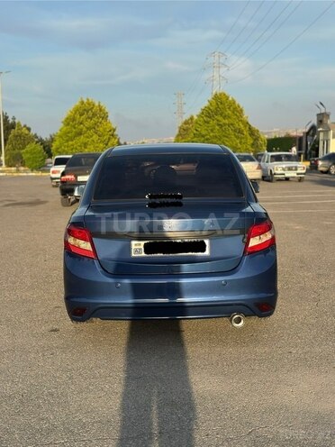 Saipa Saina-8
