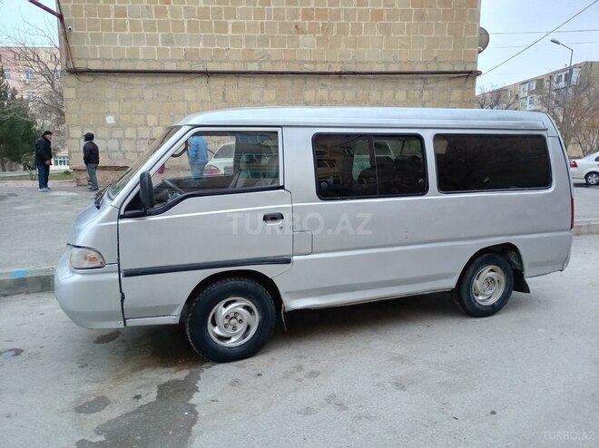 Hyundai H 100-2