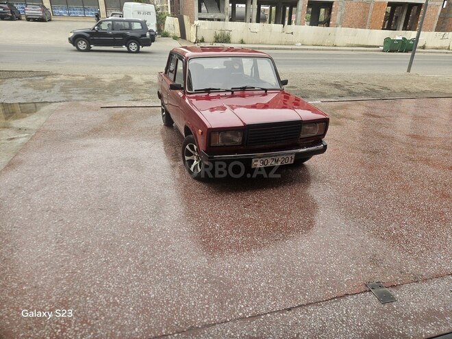 LADA (VAZ) 2107-1