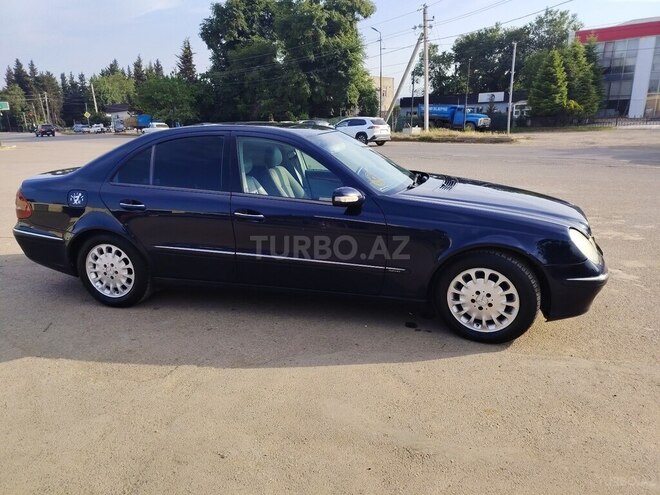 Mercedes E 220-6