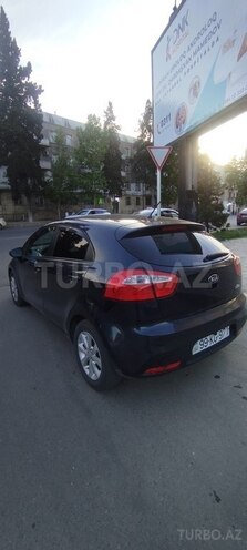 Kia Rio-5