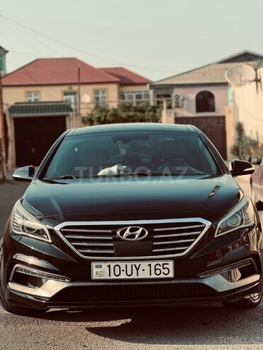 Hyundai Sonata-1