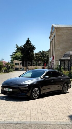 Hyundai Sonata-3