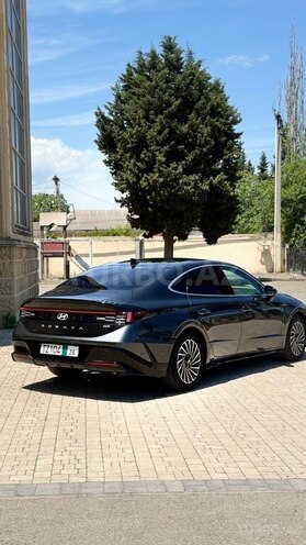 Hyundai Sonata-8