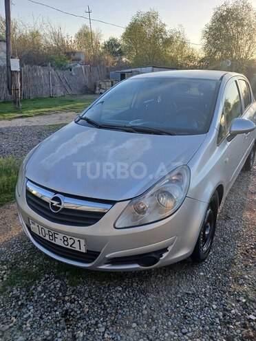 Opel Corsa-1
