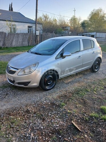 Opel Corsa-3