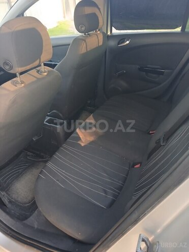 Opel Corsa-4