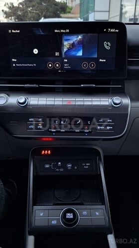 Hyundai Kona-9