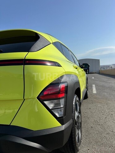 Hyundai Kona-6