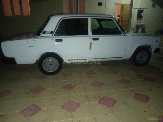 LADA (VAZ) 2107-3