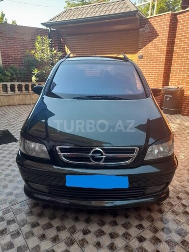 Opel Zafira-1