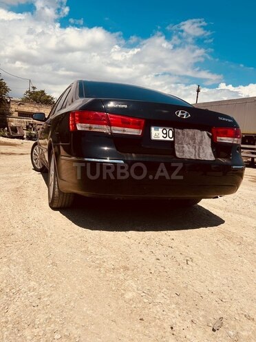 Hyundai Sonata-11