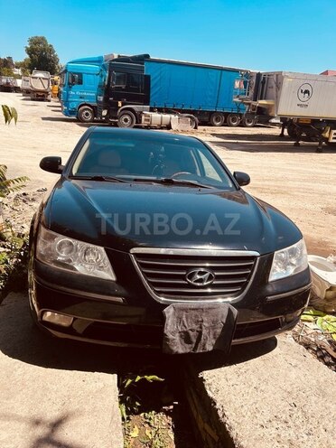 Hyundai Sonata-2