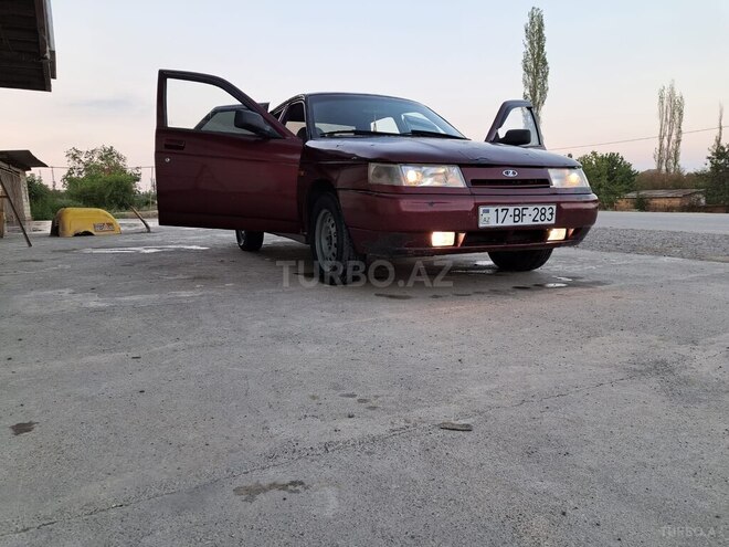LADA (VAZ) 2110 2001, 275,000 km - 1.5 l - Xudat