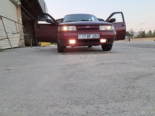 LADA (VAZ) 2110 2001, 275,000 km - 1.5 l - Xudat