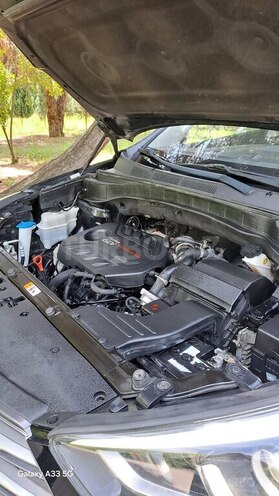 Hyundai Santa Fe-13