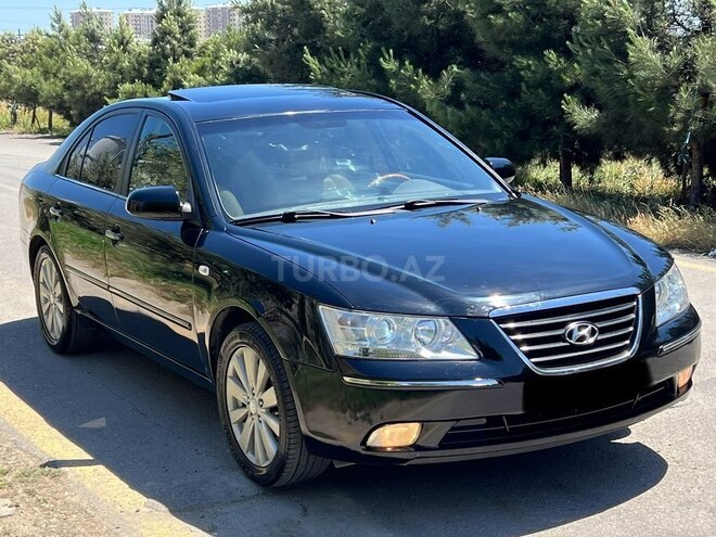 Hyundai Sonata-4