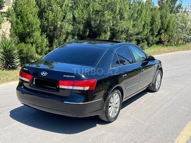 Hyundai Sonata-6