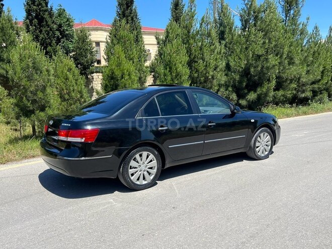 Hyundai Sonata-9