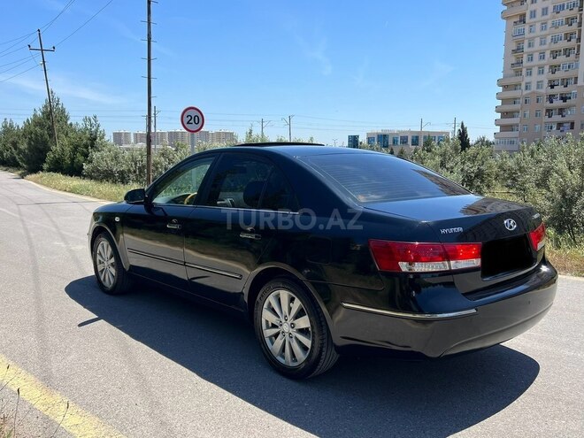 Hyundai Sonata-10